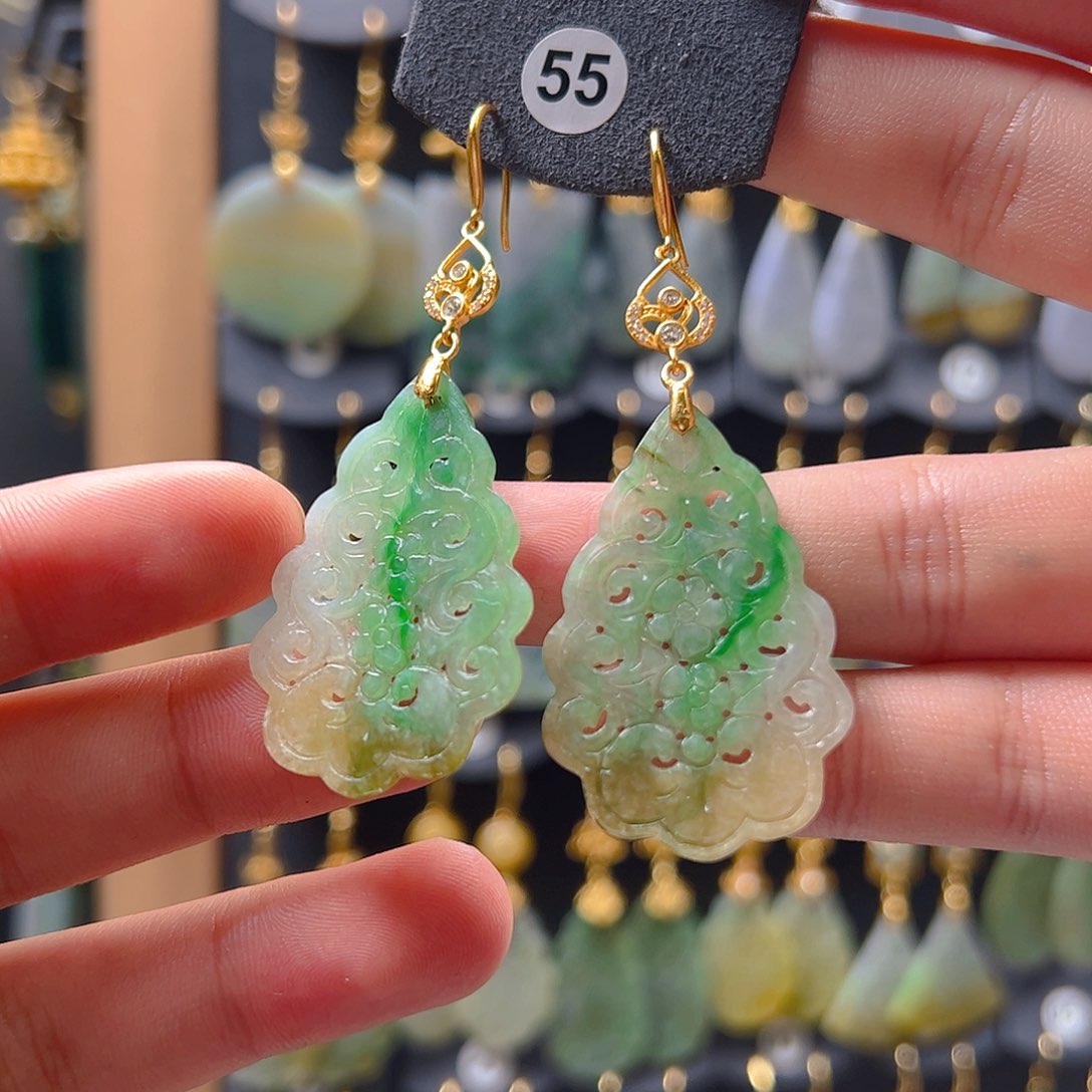 未镶嵌翡翠耳饰翡翠