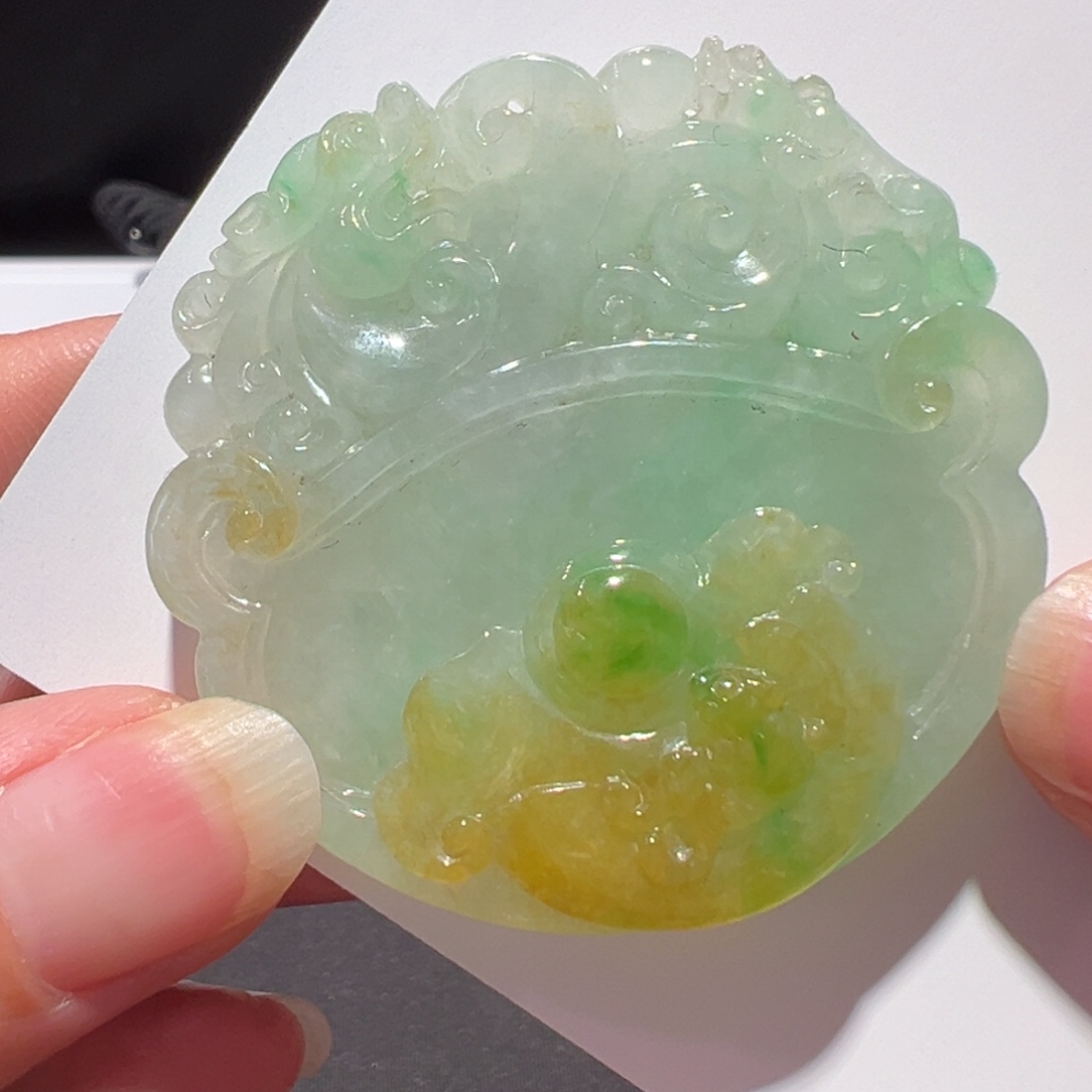 翡翠未镶嵌颈饰吊坠