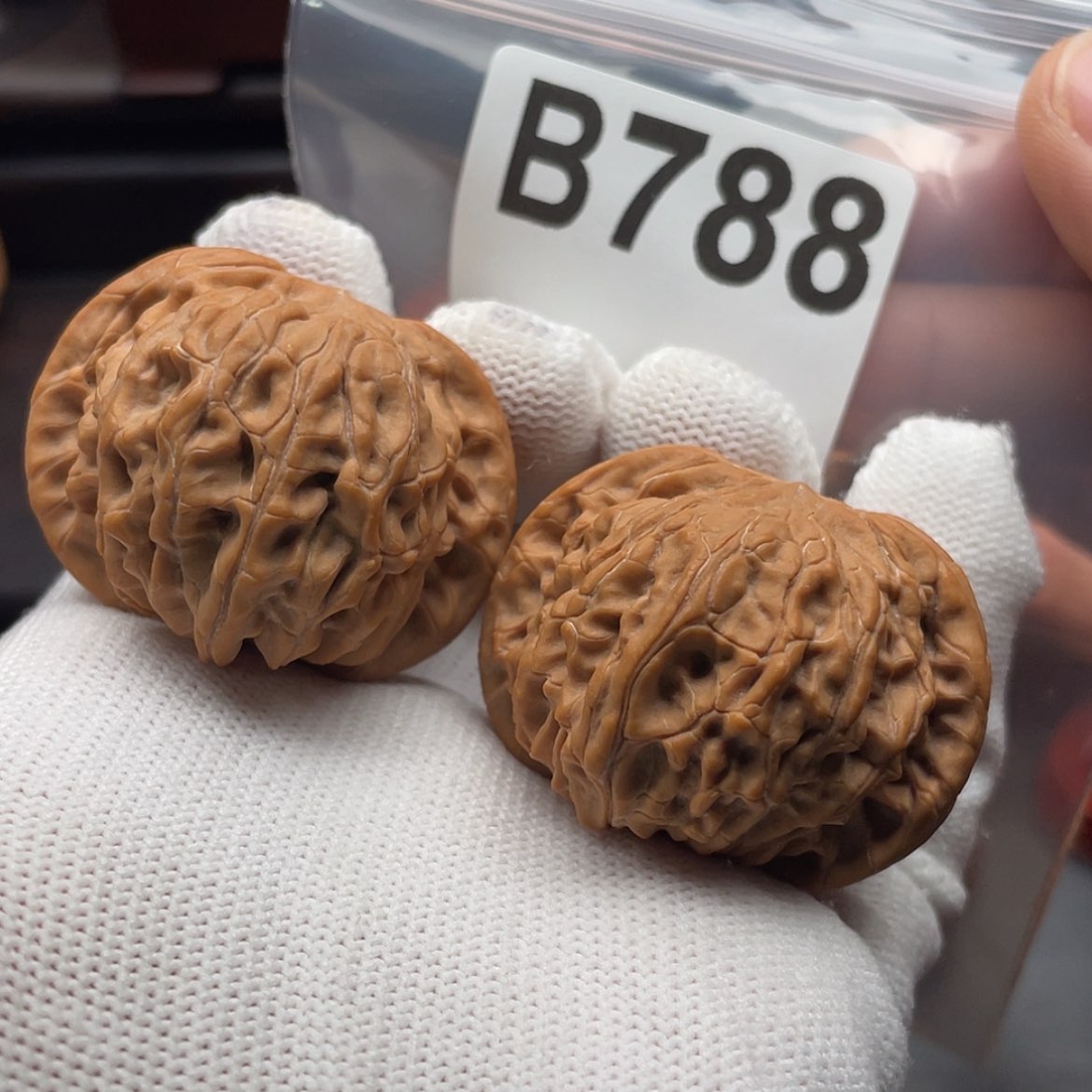 【闪购商品】文玩核桃吊坠B788全品球磨40