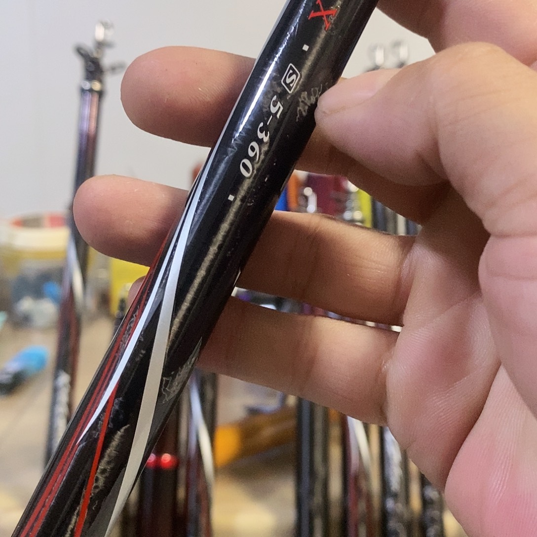 空***号5号硬度3.6米滑漂矶钓竿