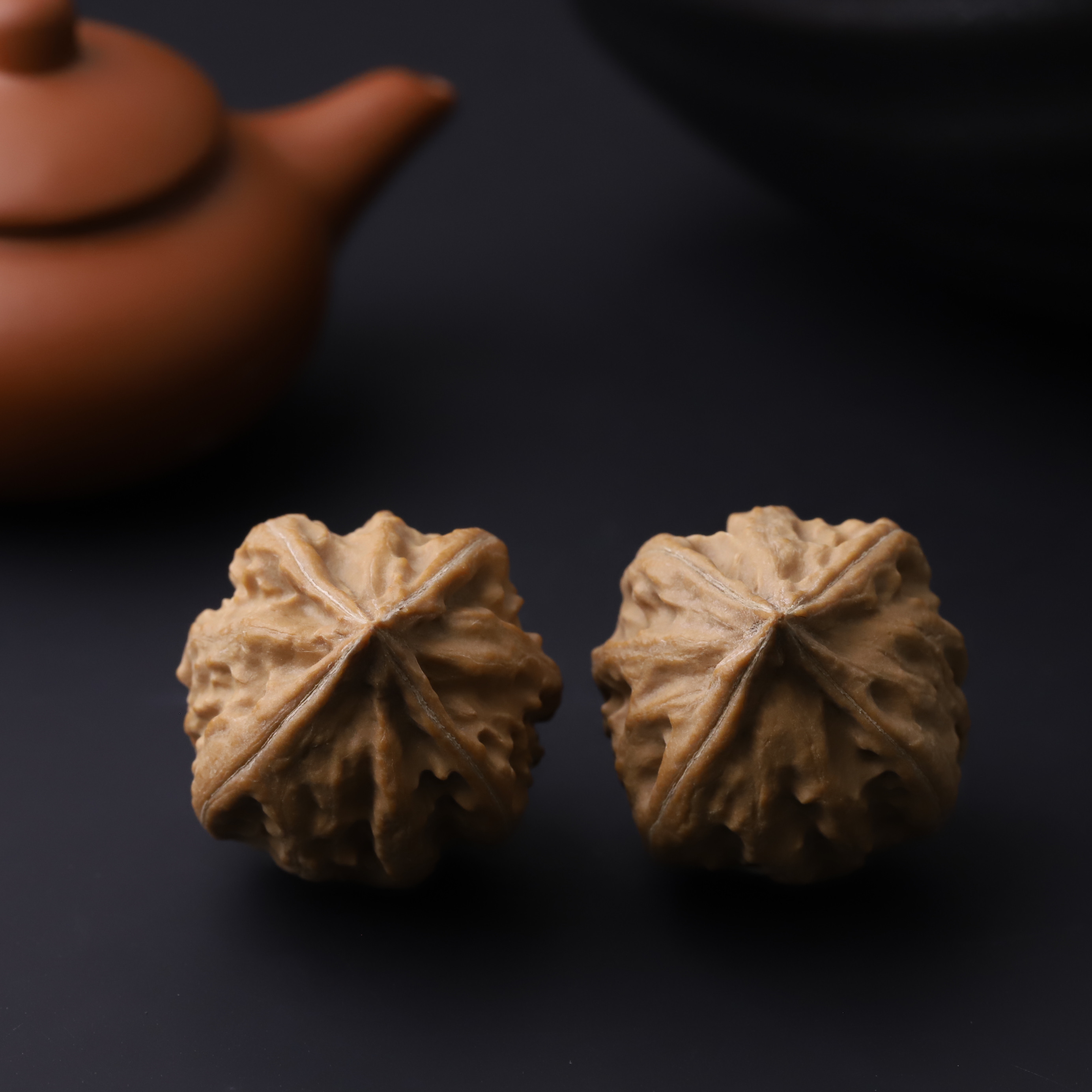 HT1111*6【楸核桃四棱】文玩楸核桃手把件