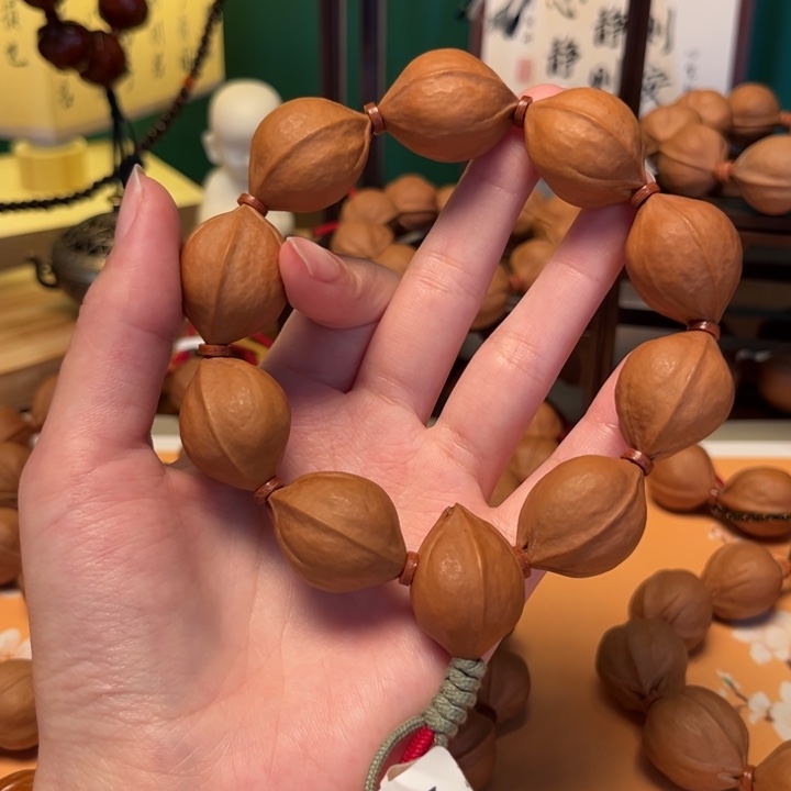 w***L吊坠橄榄核木质梅林铁核2028