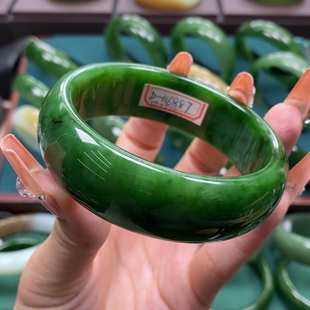 和田玉（碧玉）未镶嵌手镯5960