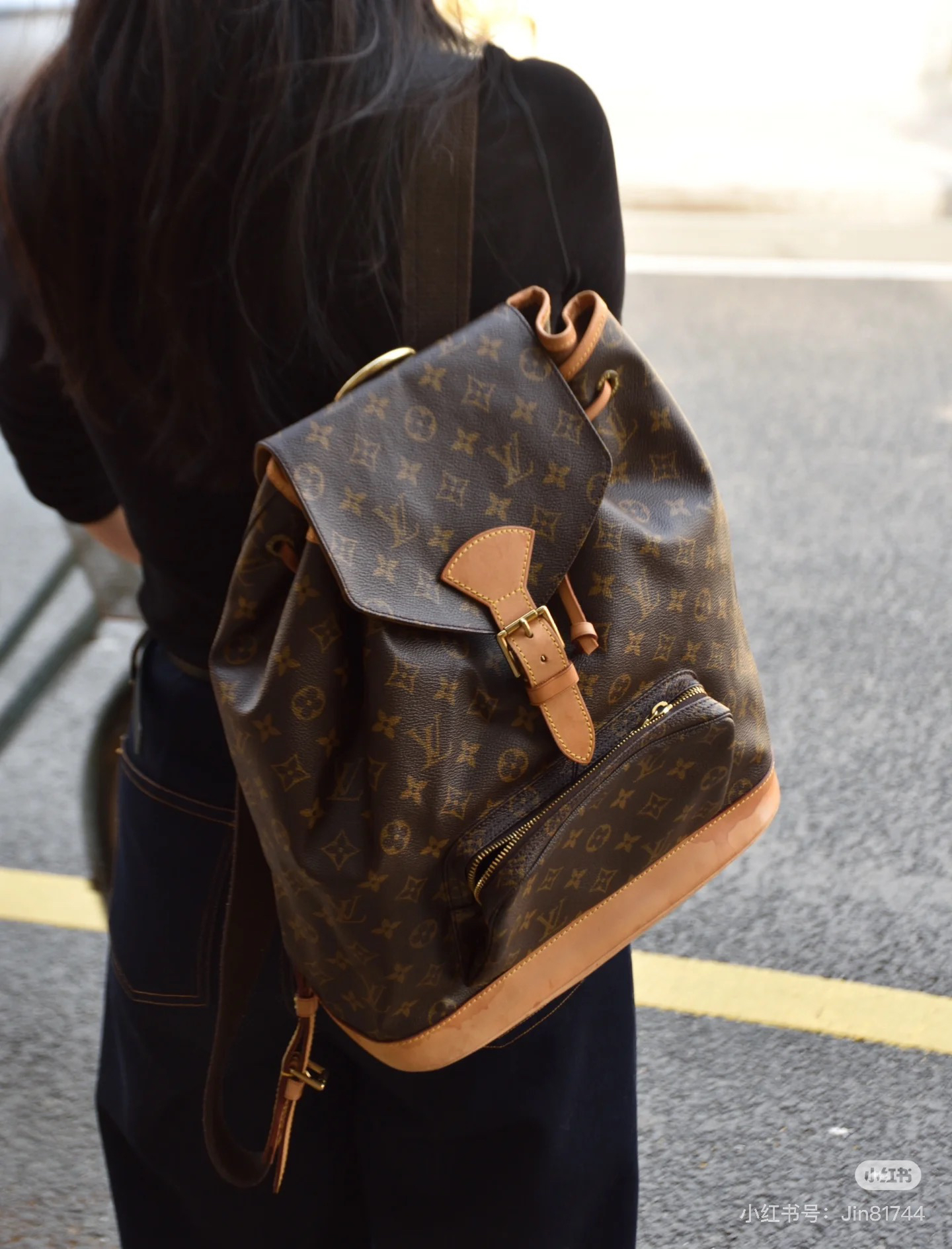 修复品LouisVuitton/路易威登 双肩包 CC