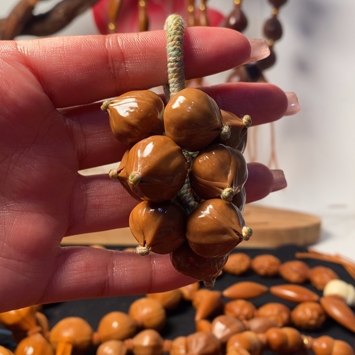 手串/手链橄榄核蜜桃葡萄挂件