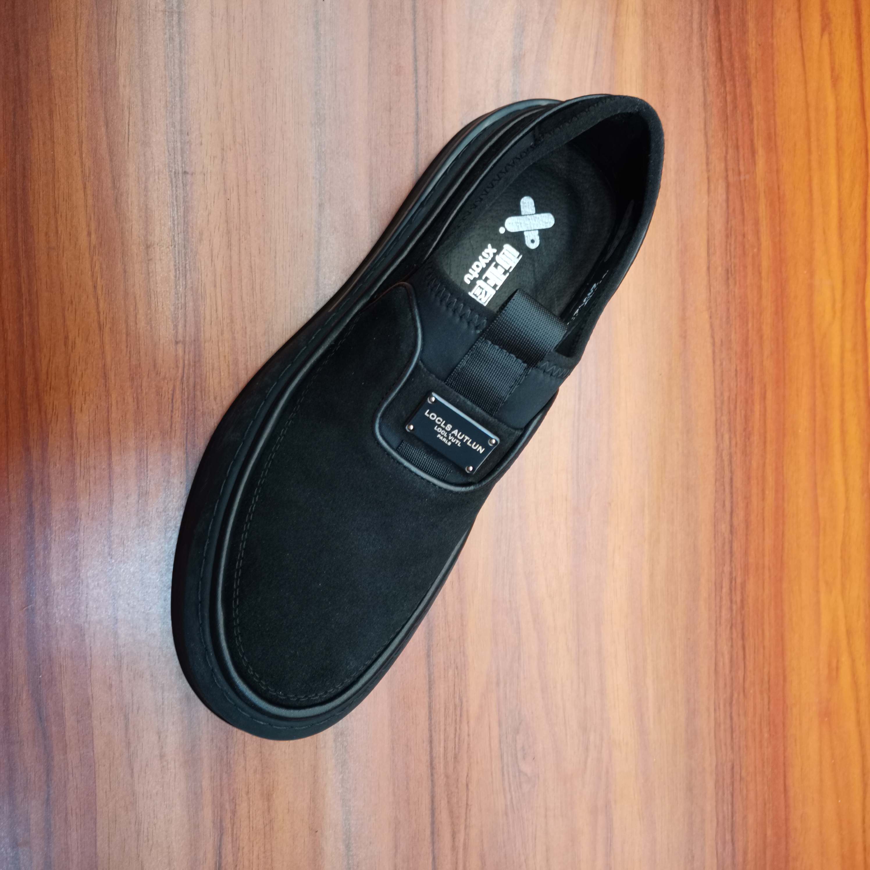 广州时尚爆款男鞋，头层翻毛牛皮制作（单鞋）皮鞋码下单