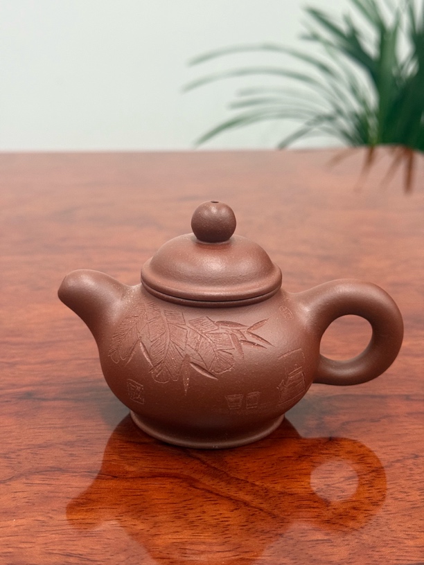 当代 小品潘壶 手工刻绘清水泥 容量110毫升