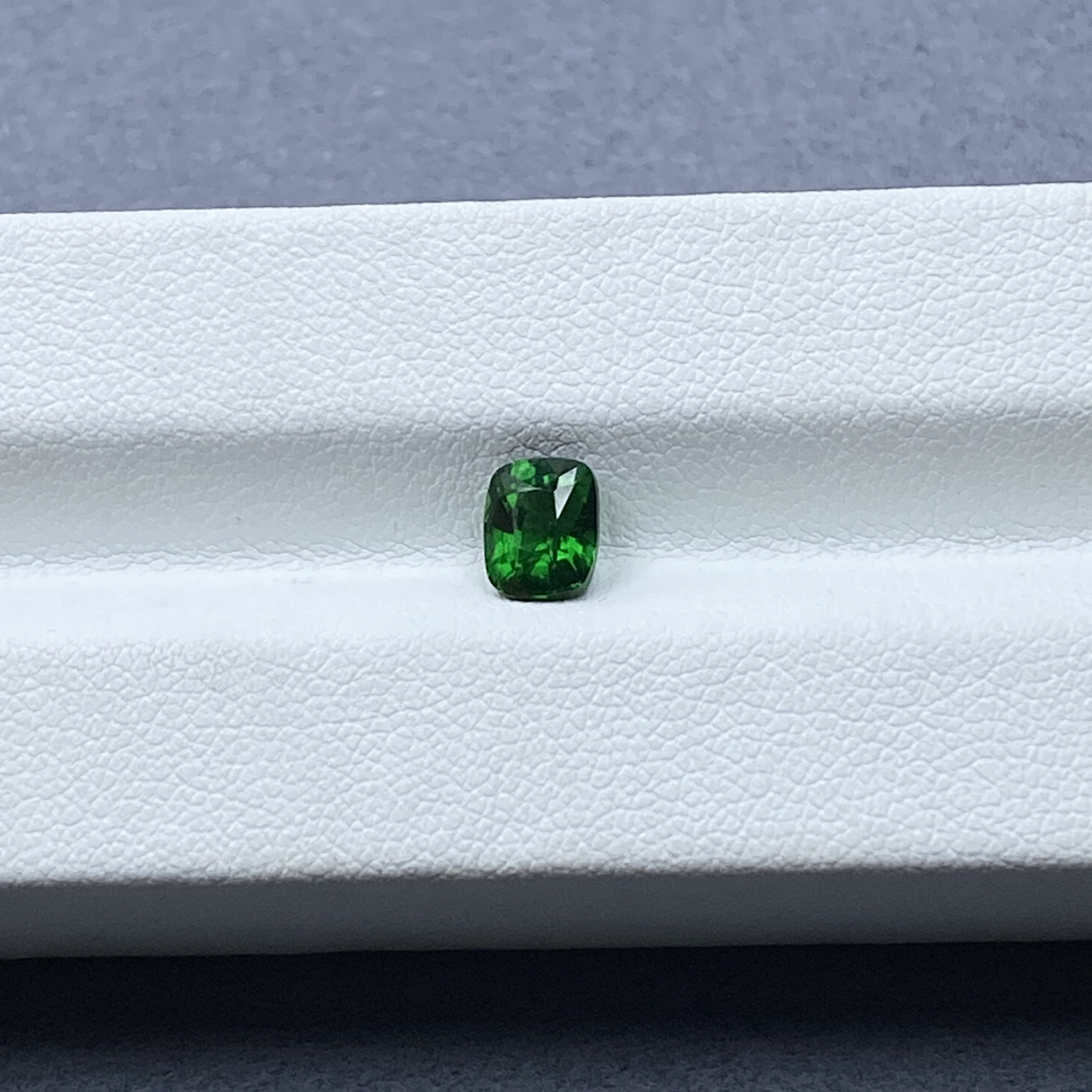  TVSFvv沙弗莱石-1.04ct(01106000)1026