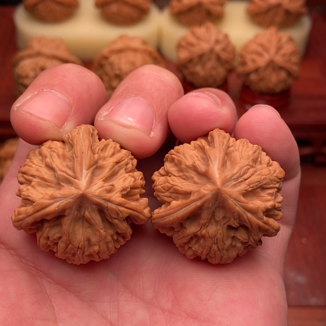 桃核把件绝配粗筋奔34