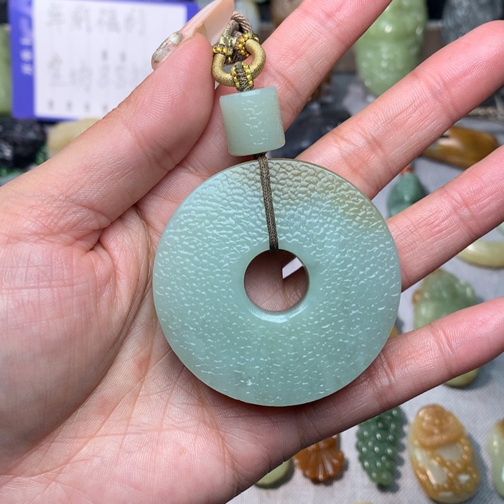 和田玉挂件未镶嵌