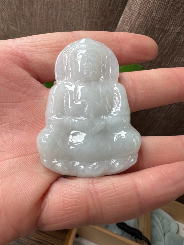 天然翡翠观音吊坠