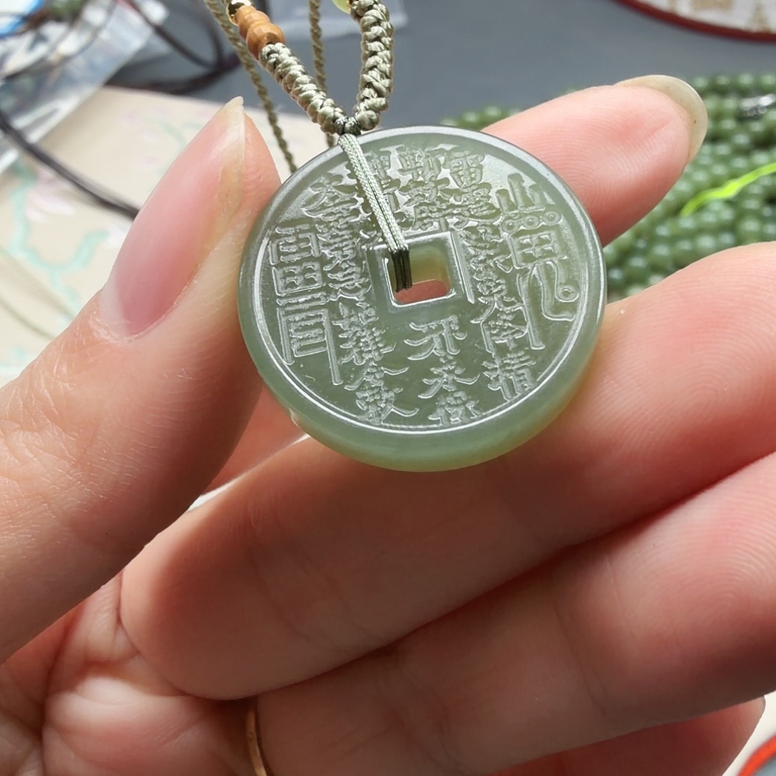 和田玉未镶嵌颈饰9