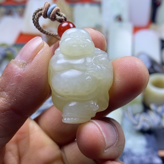 颈饰未镶嵌和田玉