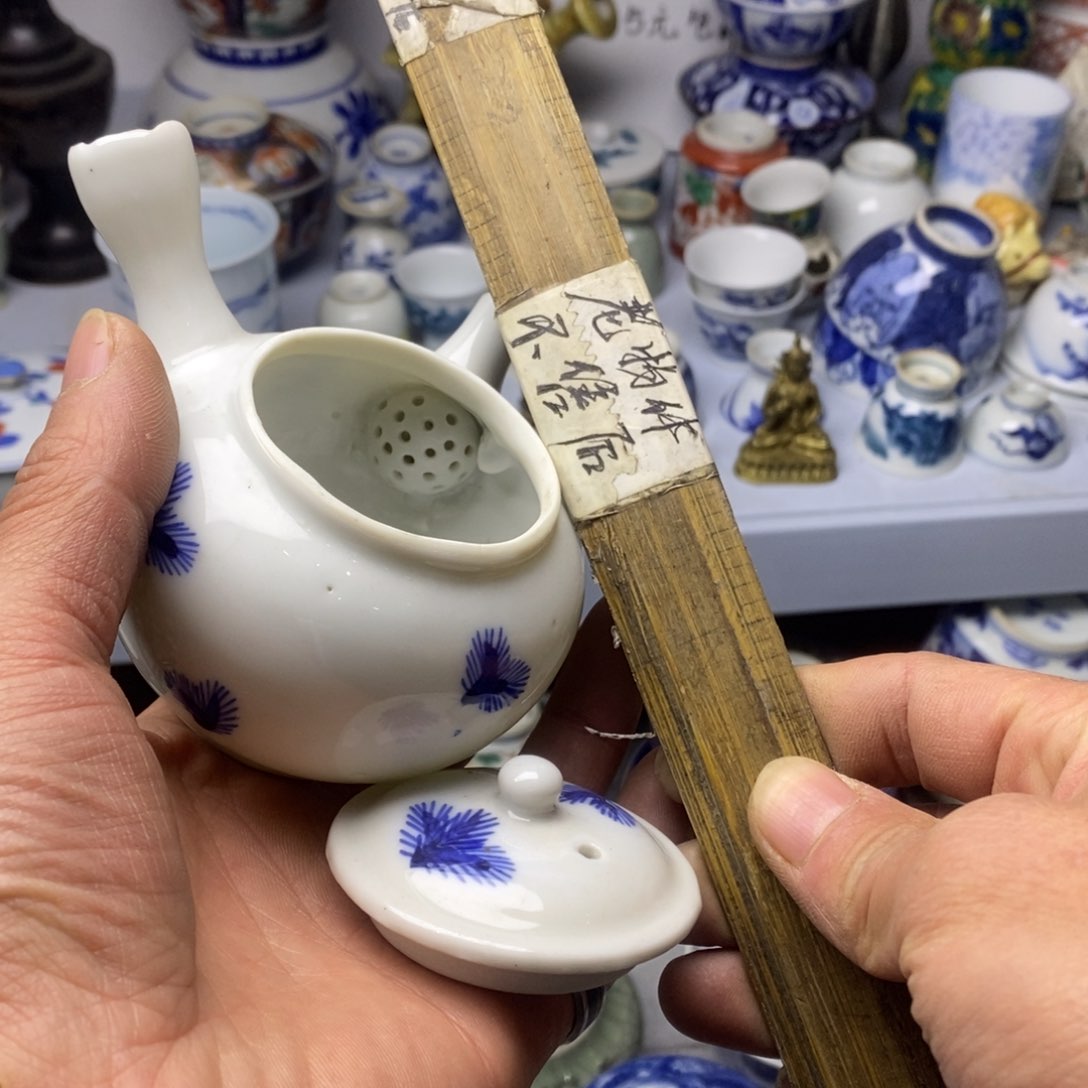 瓷片我不敢看电视我要把电视打开