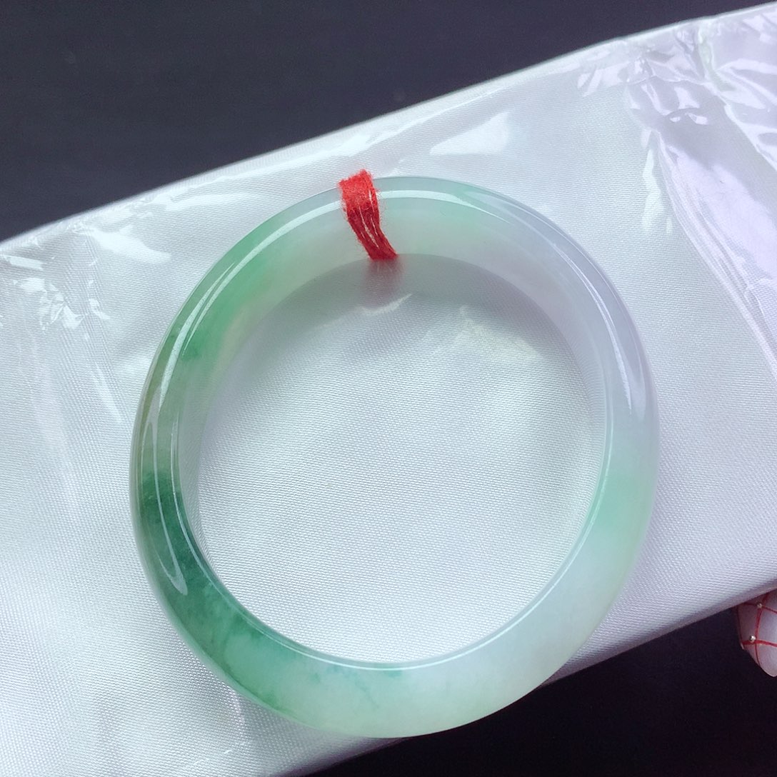 【闪购商品】翡翠手镯未镶嵌a 101653贵妃