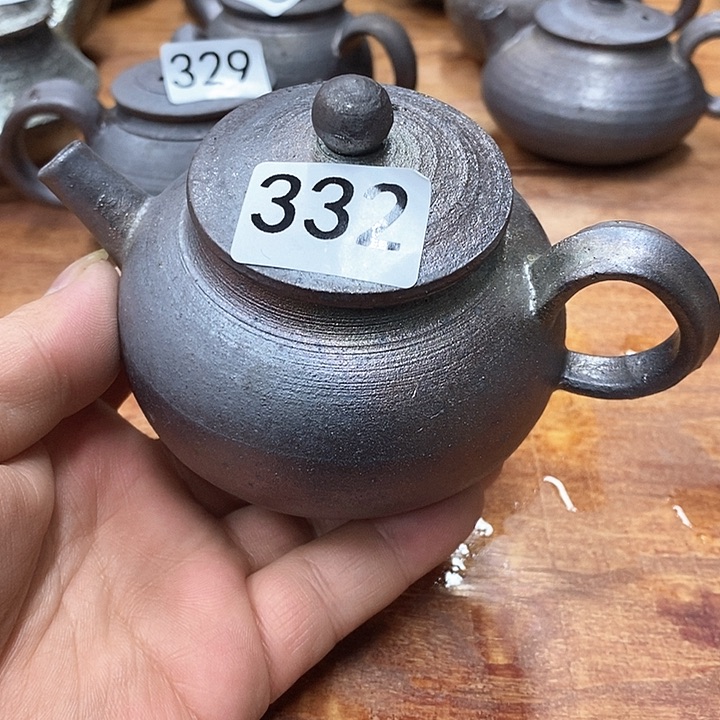 我们的确是一个人的