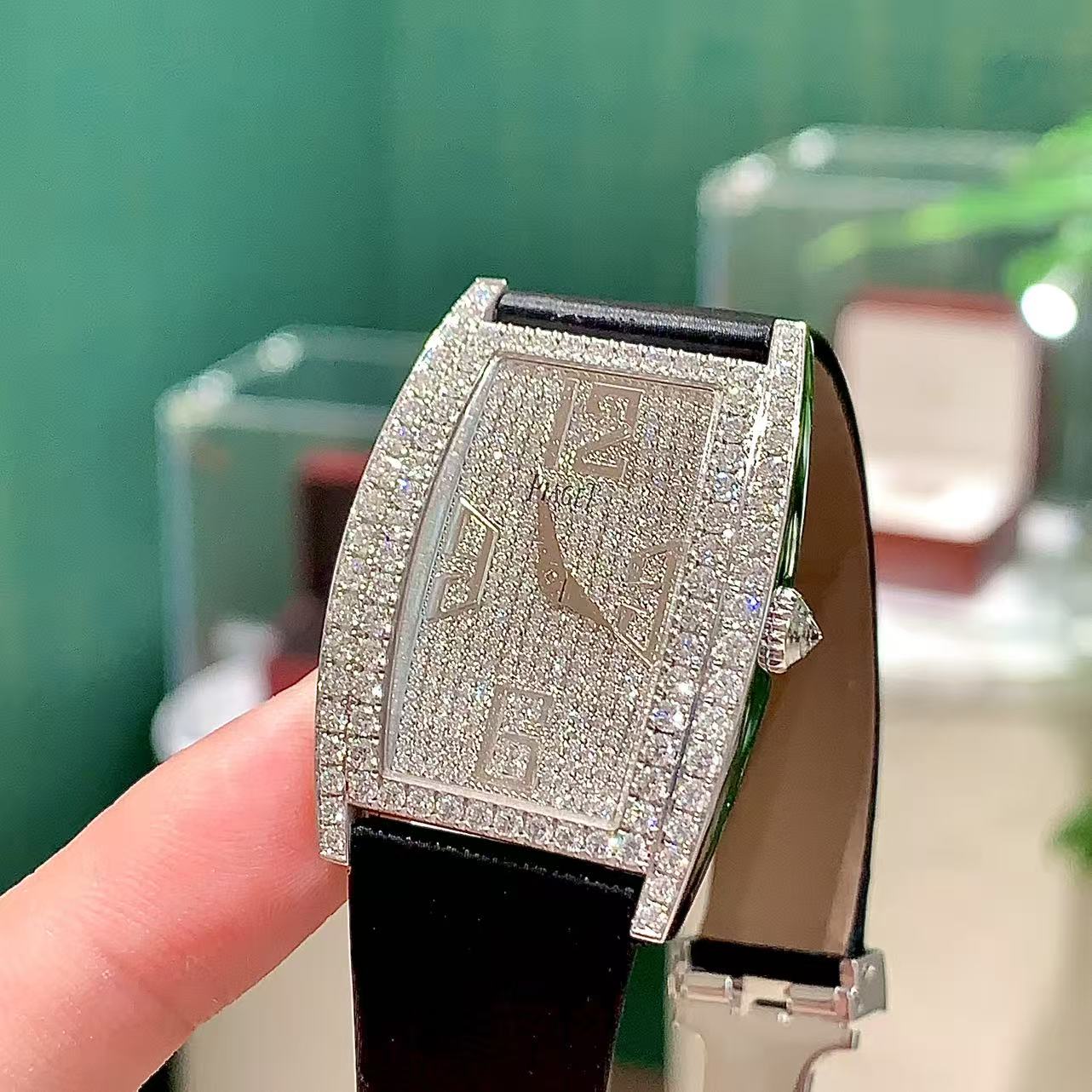 99新 Piaget/伯爵 G0A33091白金gala石英27*38盘折叠扣大星奢品