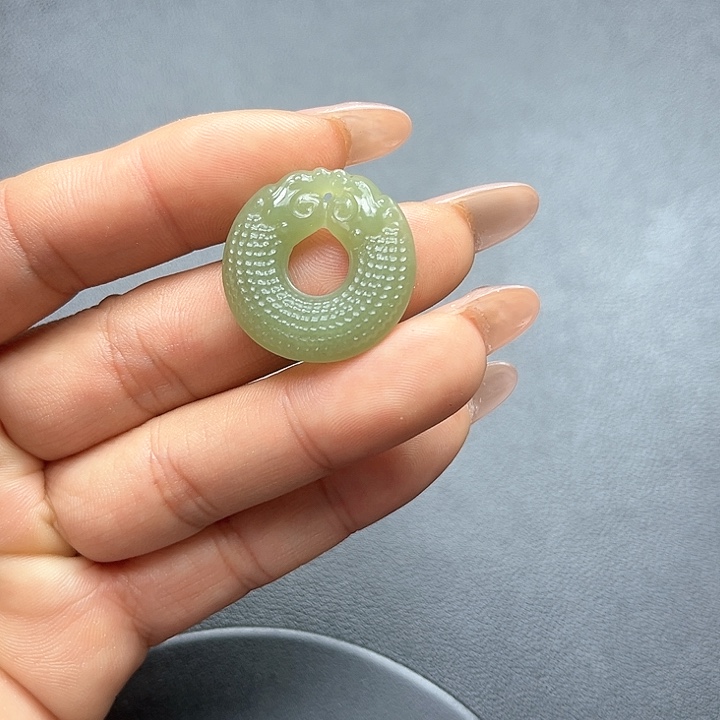 【闪购商品】颈饰未镶嵌和田玉