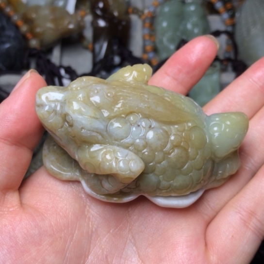 未镶嵌和田玉把件