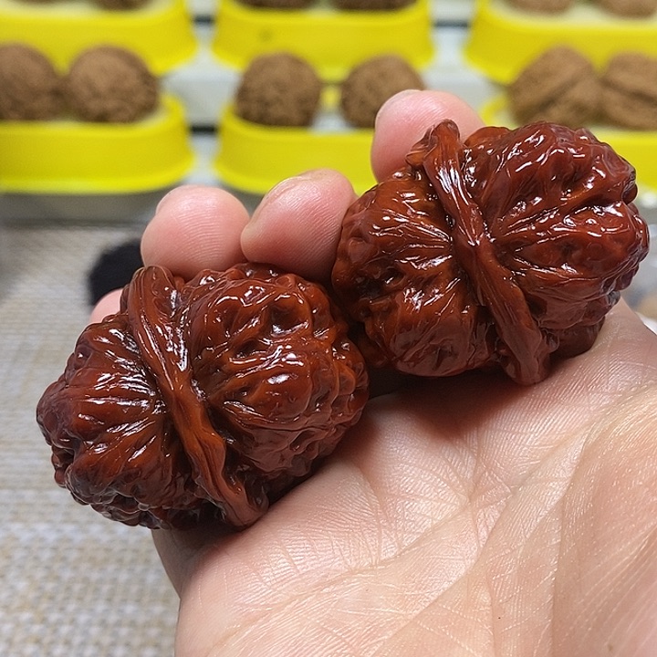 文玩核桃把件七彩蛤蟆