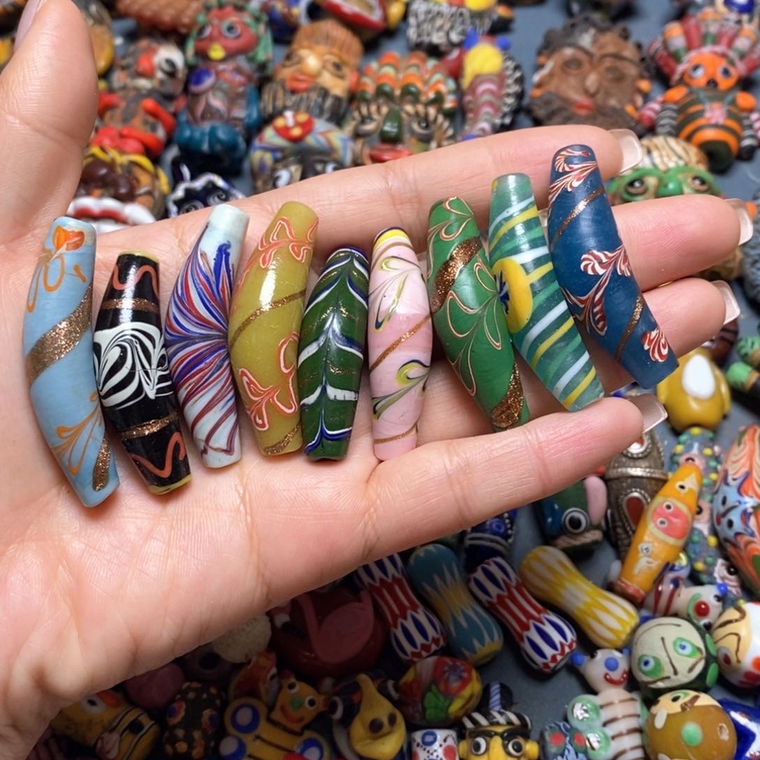 琉璃颈饰印度尼西亚弯管九个