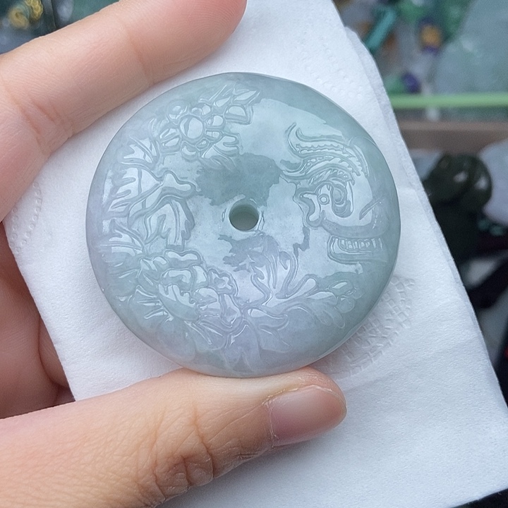 翡翠未镶嵌颈饰翡翠双面