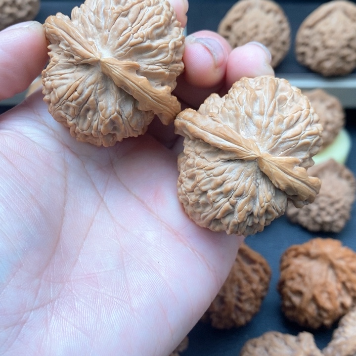 文玩核桃吊坠闷白44