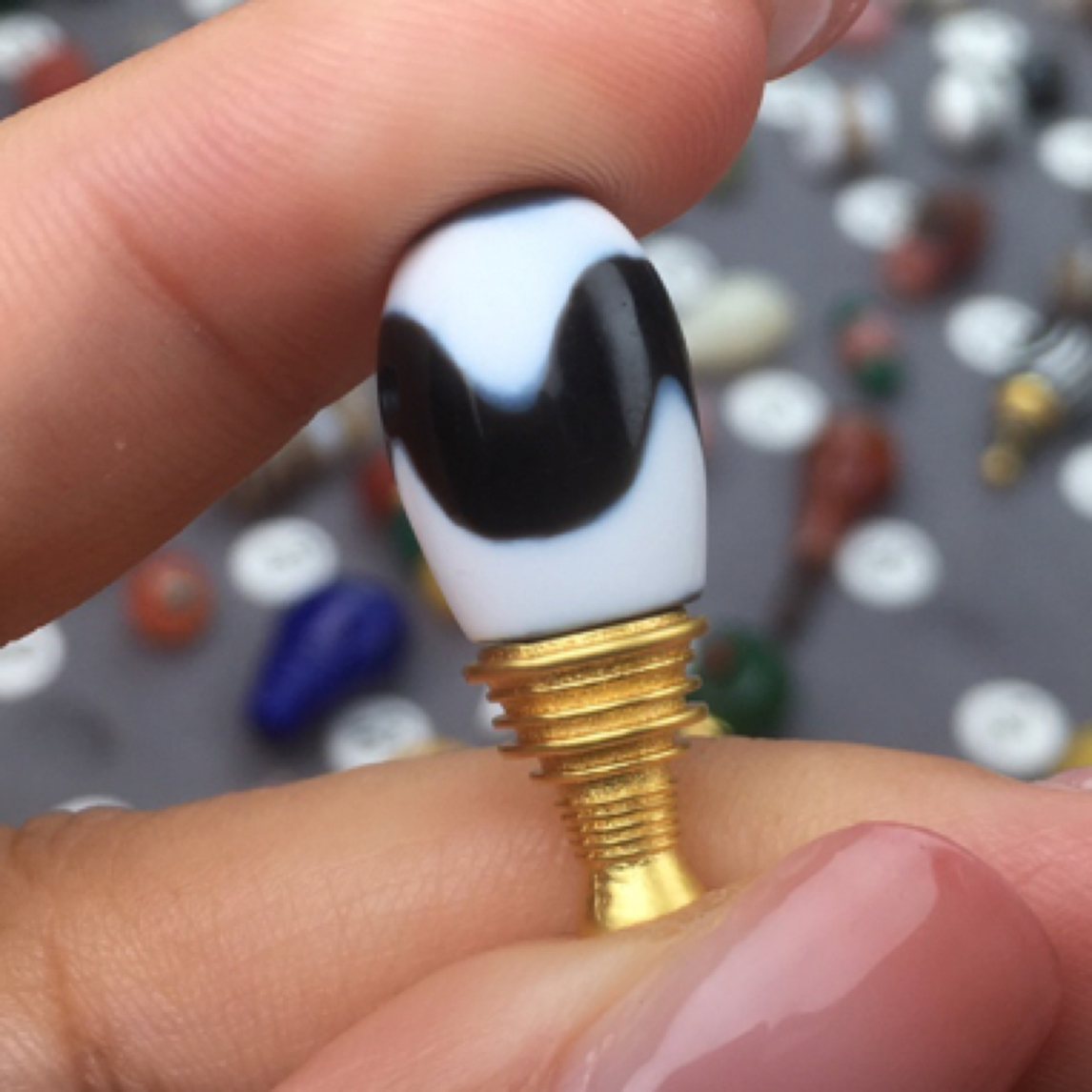 原矿极致黑白定制款虎牙三通尺寸10毫米-11厘米，配6.7.8串可