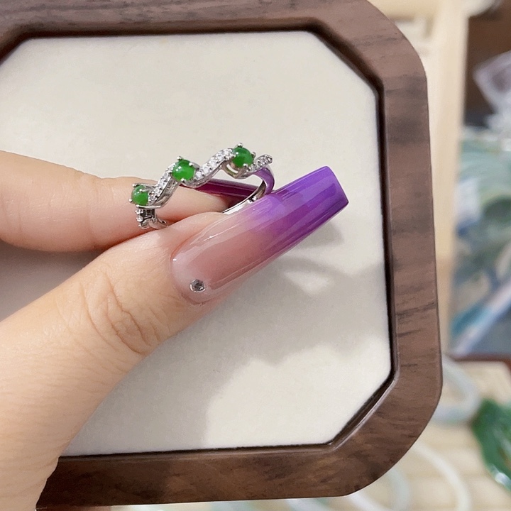 颈饰未镶嵌翡翠天然翡翠Ａ货