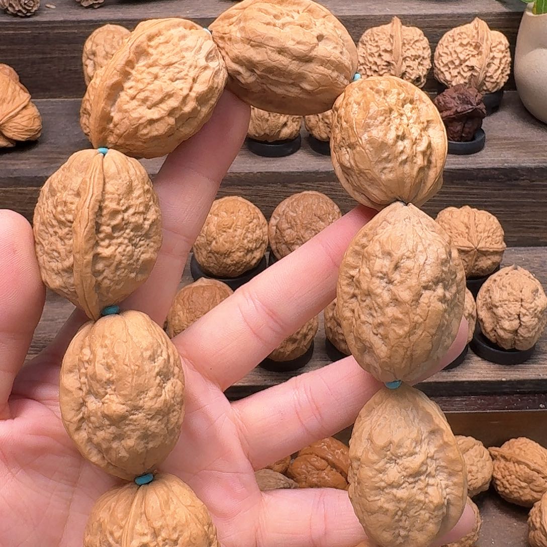 文玩核桃吊坠11通天妖塔手持32尺寸