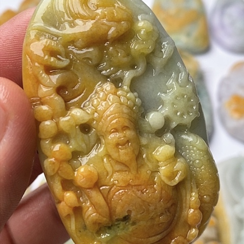 定制翡翠未镶嵌翡翠