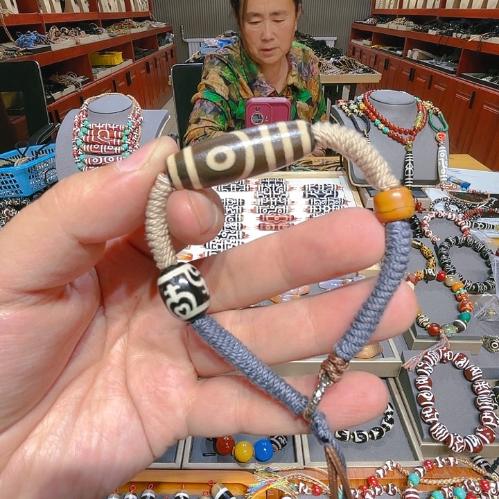 未镶嵌玛瑙/玉髓珠宝奇石