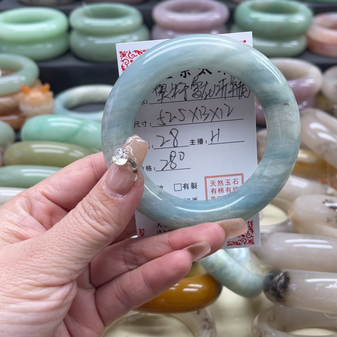 石英质玉我是一个未镶嵌奥****?