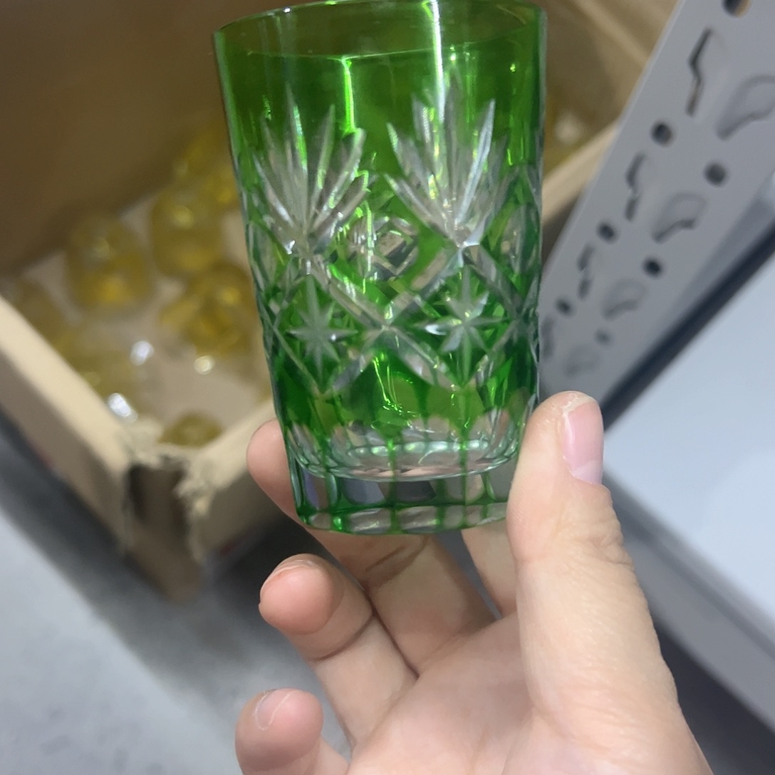 水晶玻璃平底款微瑕一个