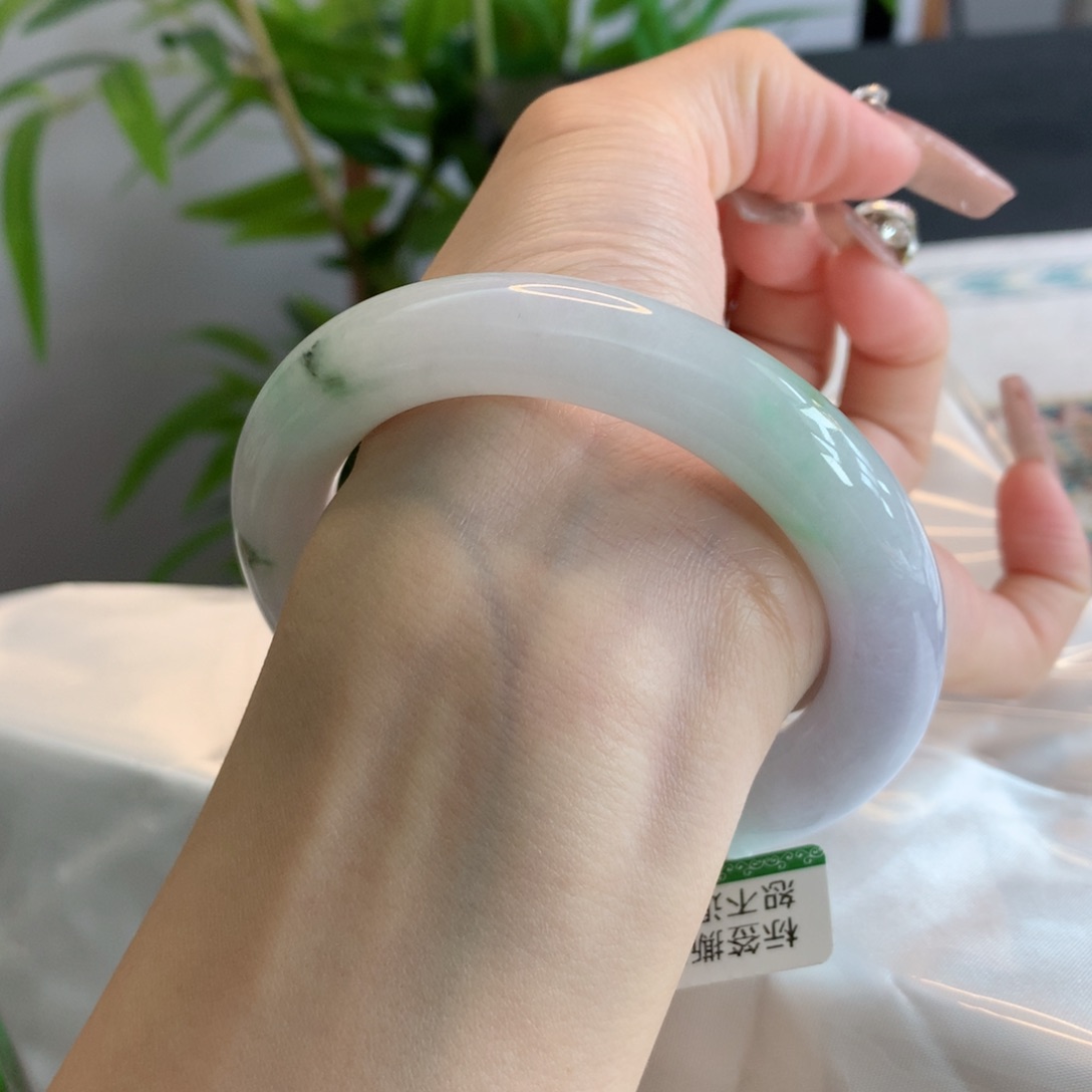 翡翠手镯未镶嵌57.4胖圆