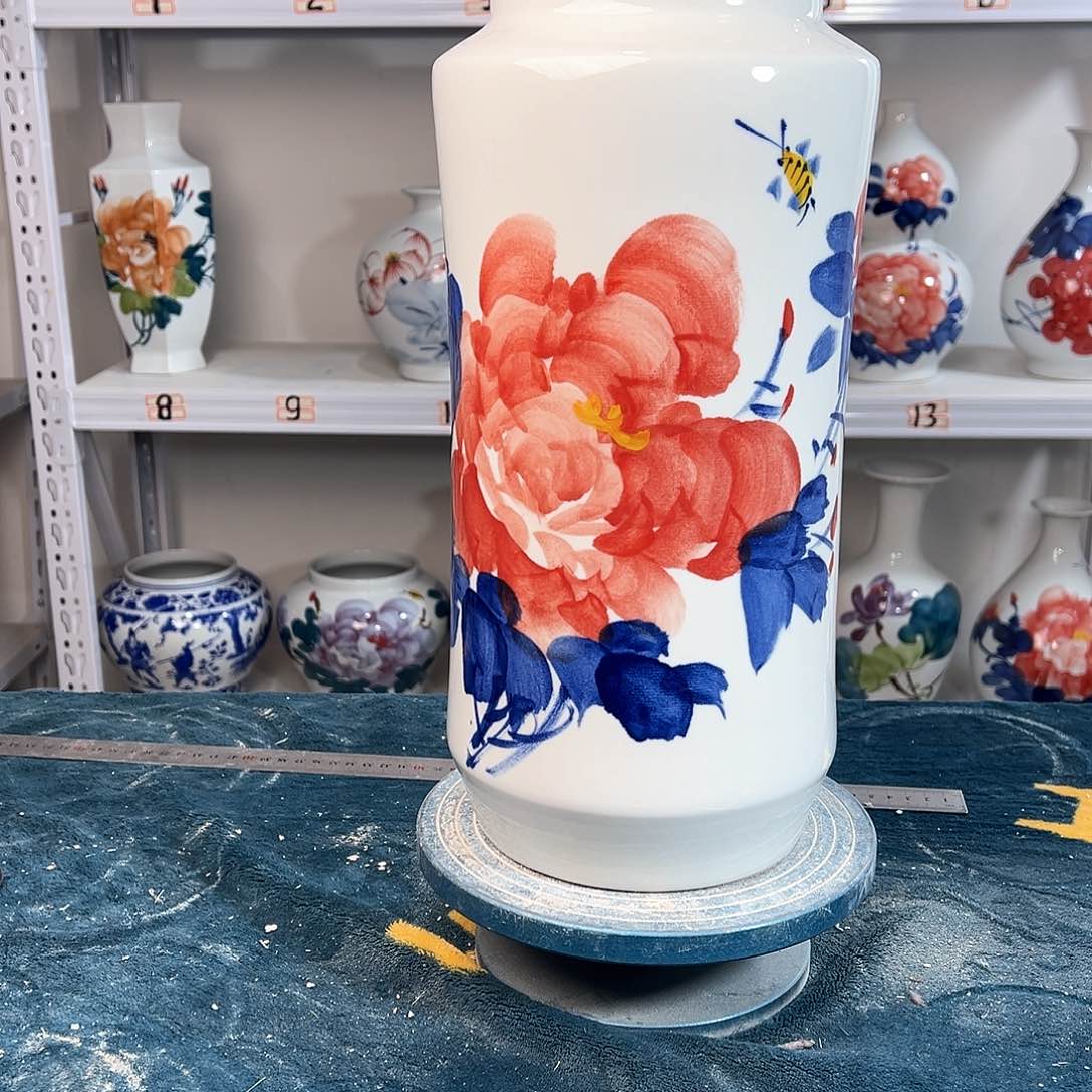 摆件景德镇陶瓷书红牡