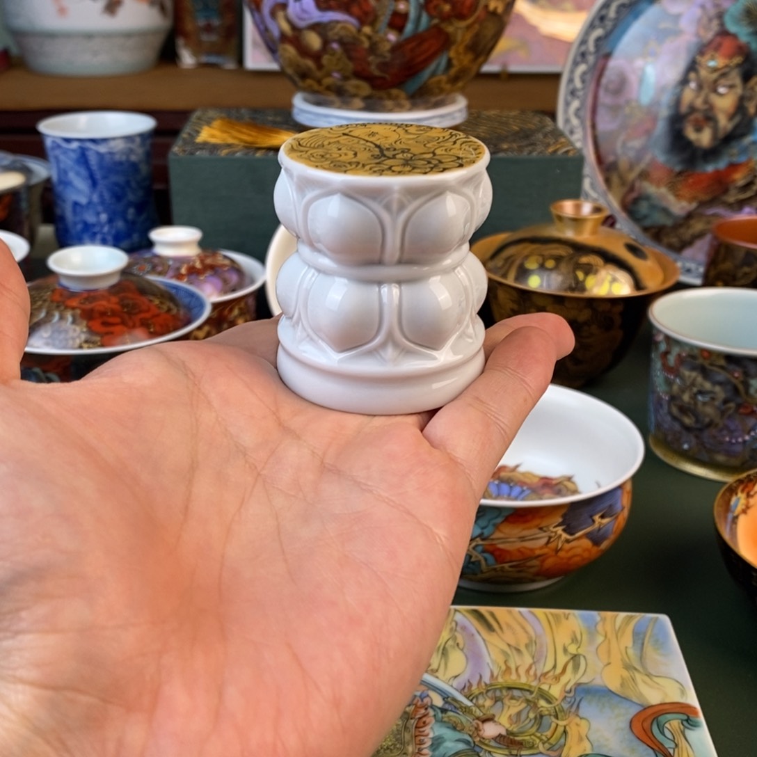 手工手绘莲花盖置
