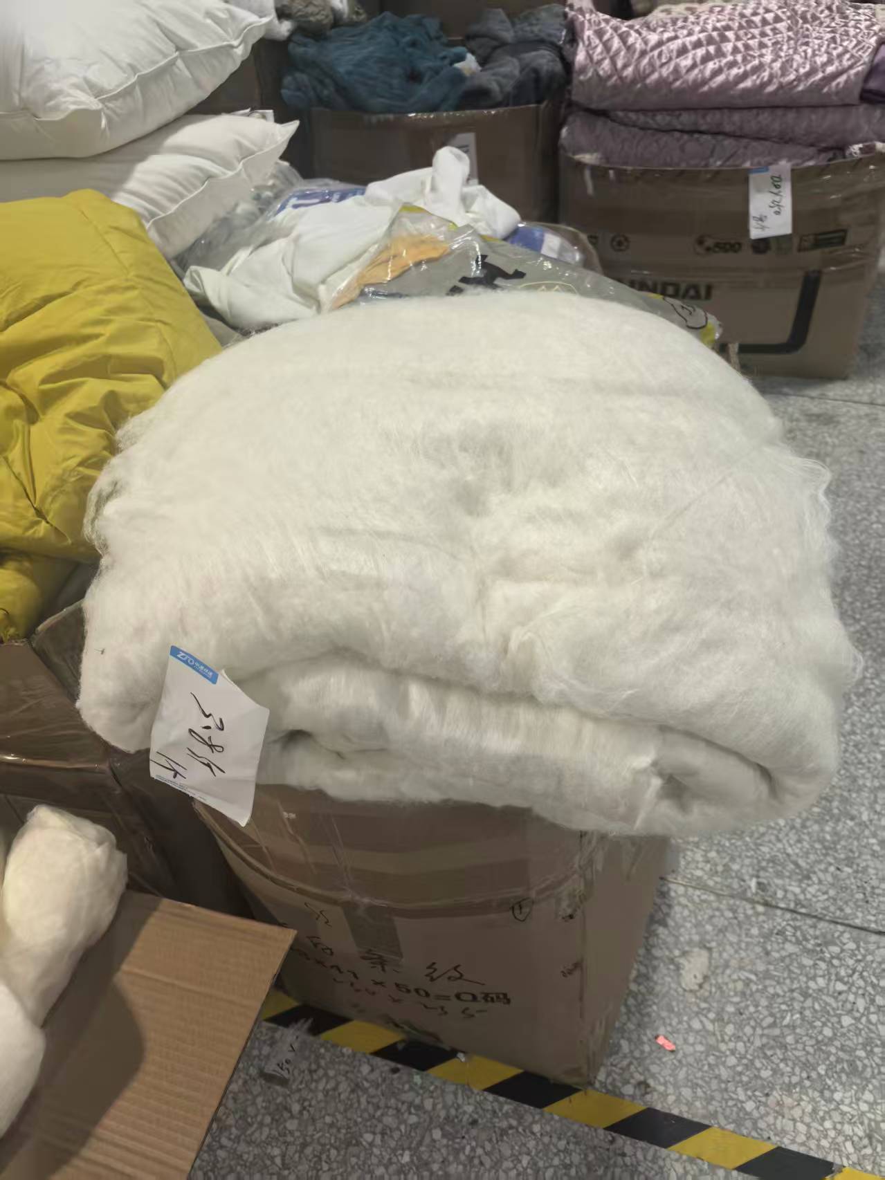 《厚广家》3楼200×230柞蚕丝丝胎 100%柞蚕丝 发1张3.8斤 