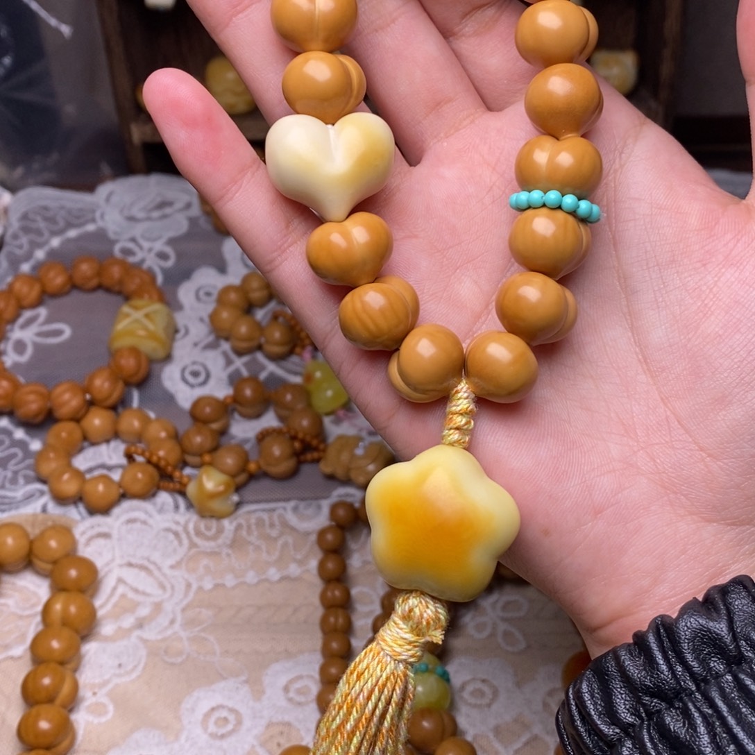 把件猴头核桃屁桃