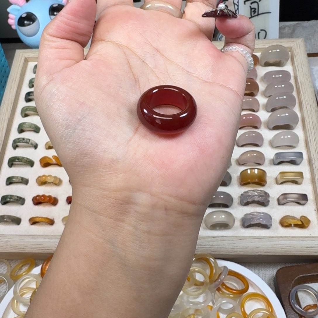 未镶嵌戒指玛瑙/玉髓904港18