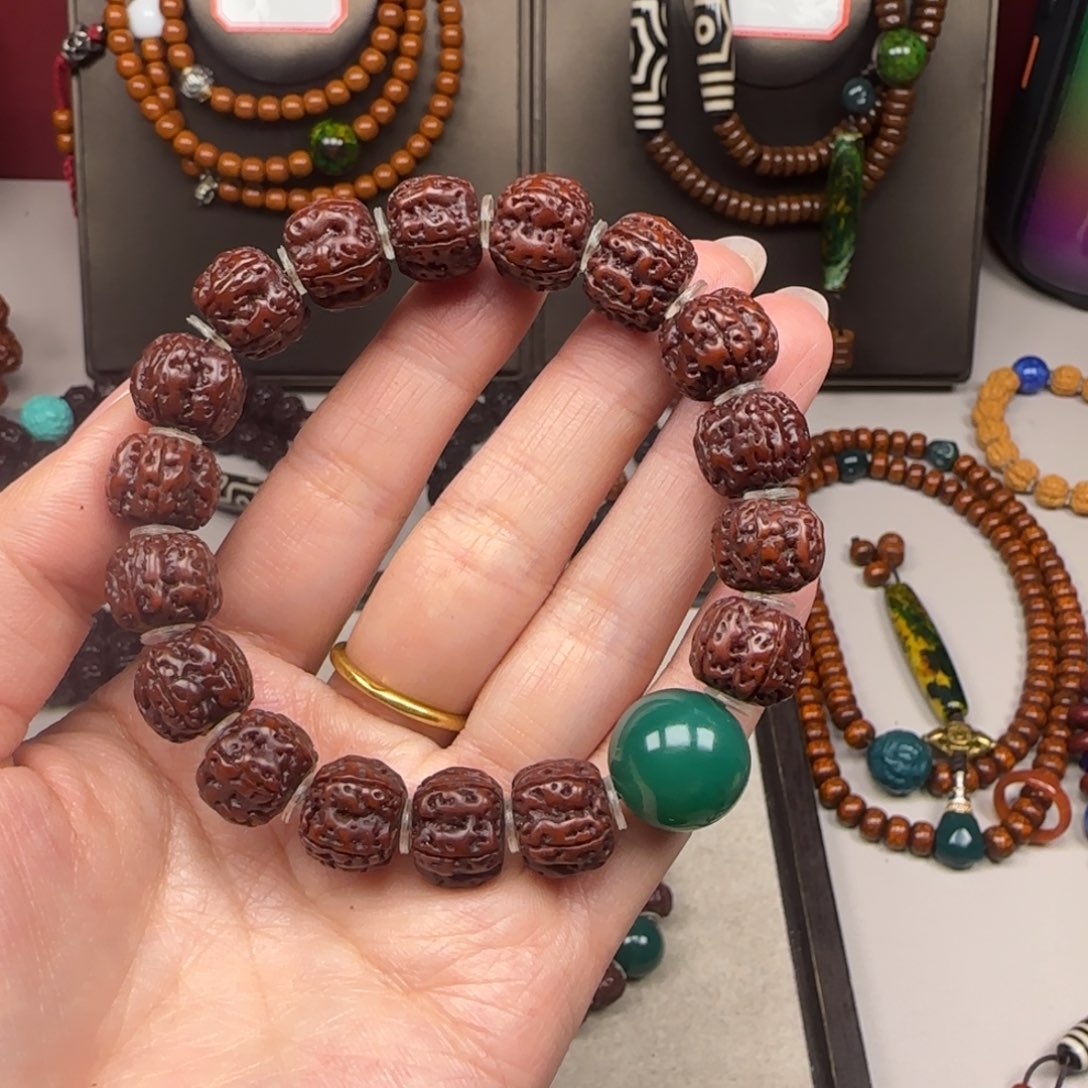 金刚菩提手串人**途金刚13