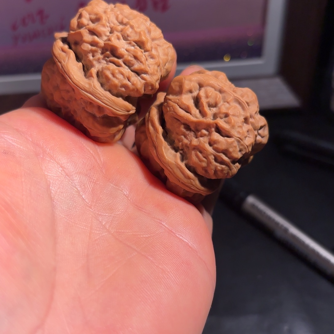 一***档核桃43肚尺全品蜡皮蛤蟆头
