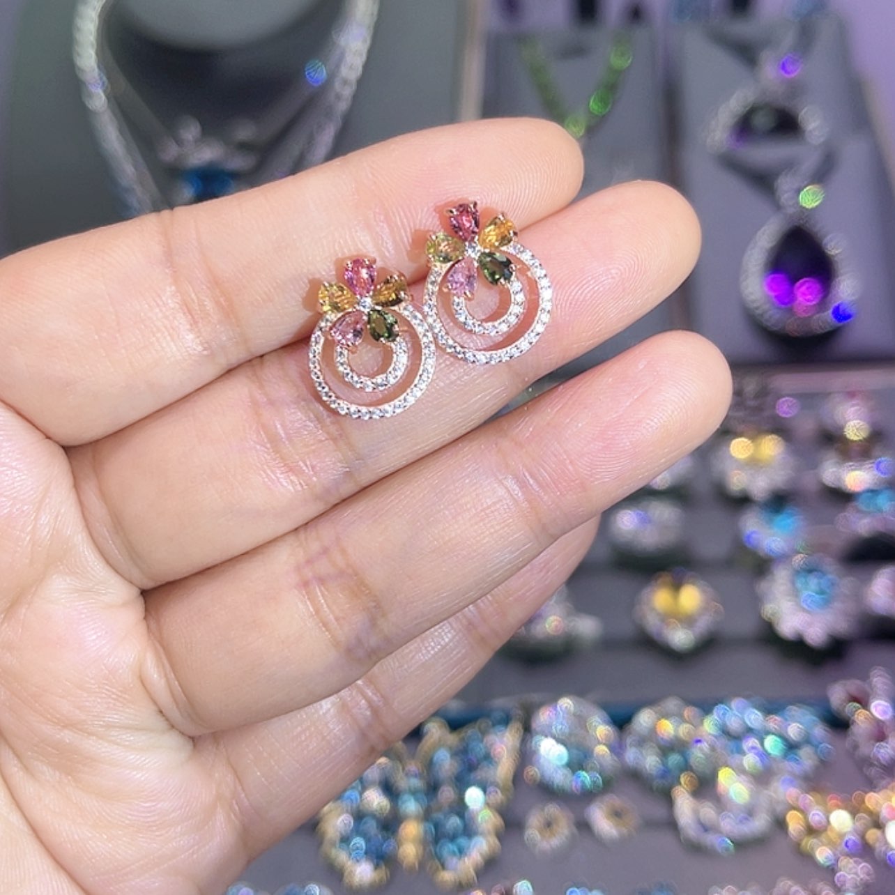 【闪购商品】碧玺耳饰银S925镶嵌耳饰