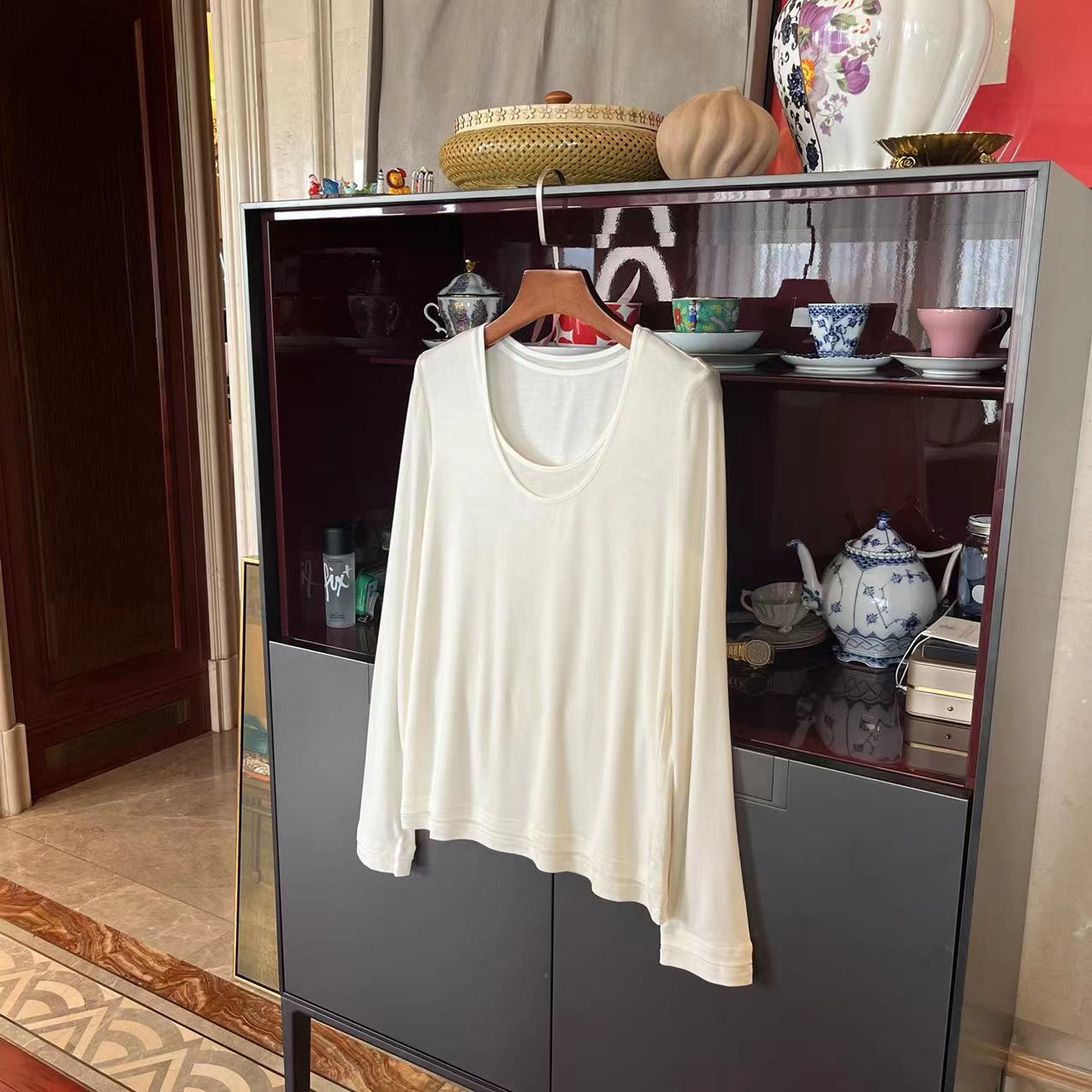 漫颜刘天丝羊毛白色假两件T恤2023秋季长袖圆领套头纯色上衣