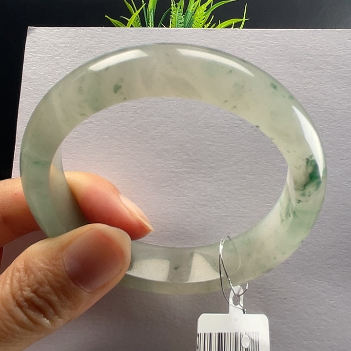 石英质玉手镯未镶嵌53