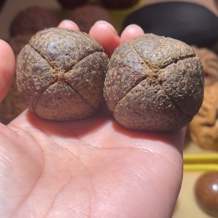 桃核把件四瓣无相金刚