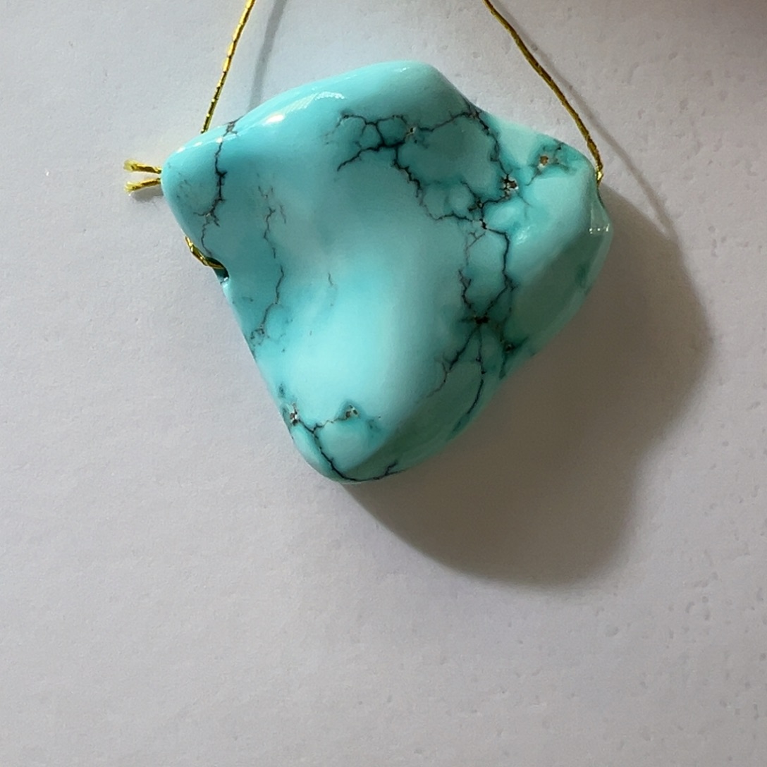 绿松石未镶嵌挂件