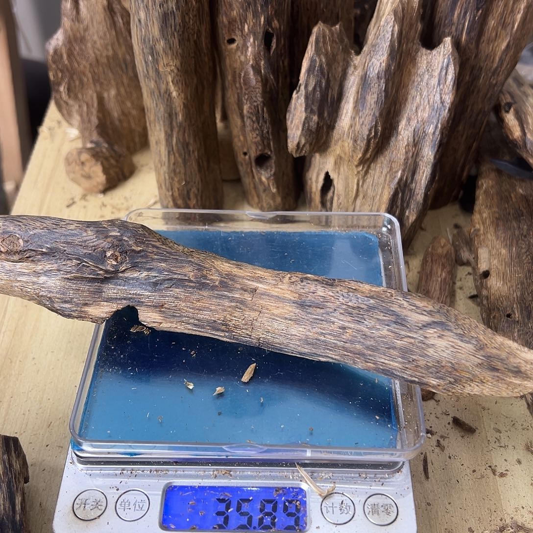 香料绿奇楠虫漏35克乌身