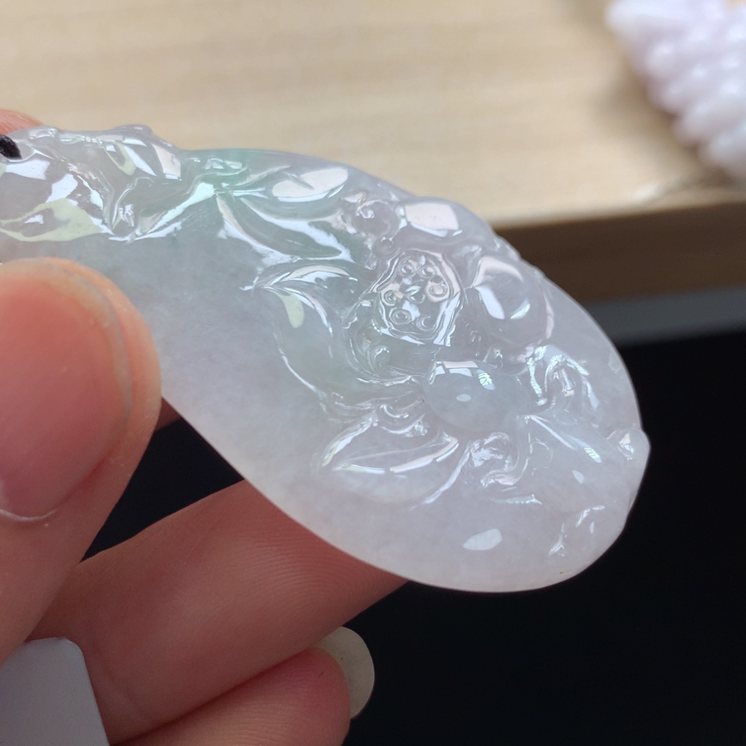 颈饰未镶嵌翡翠吊坠