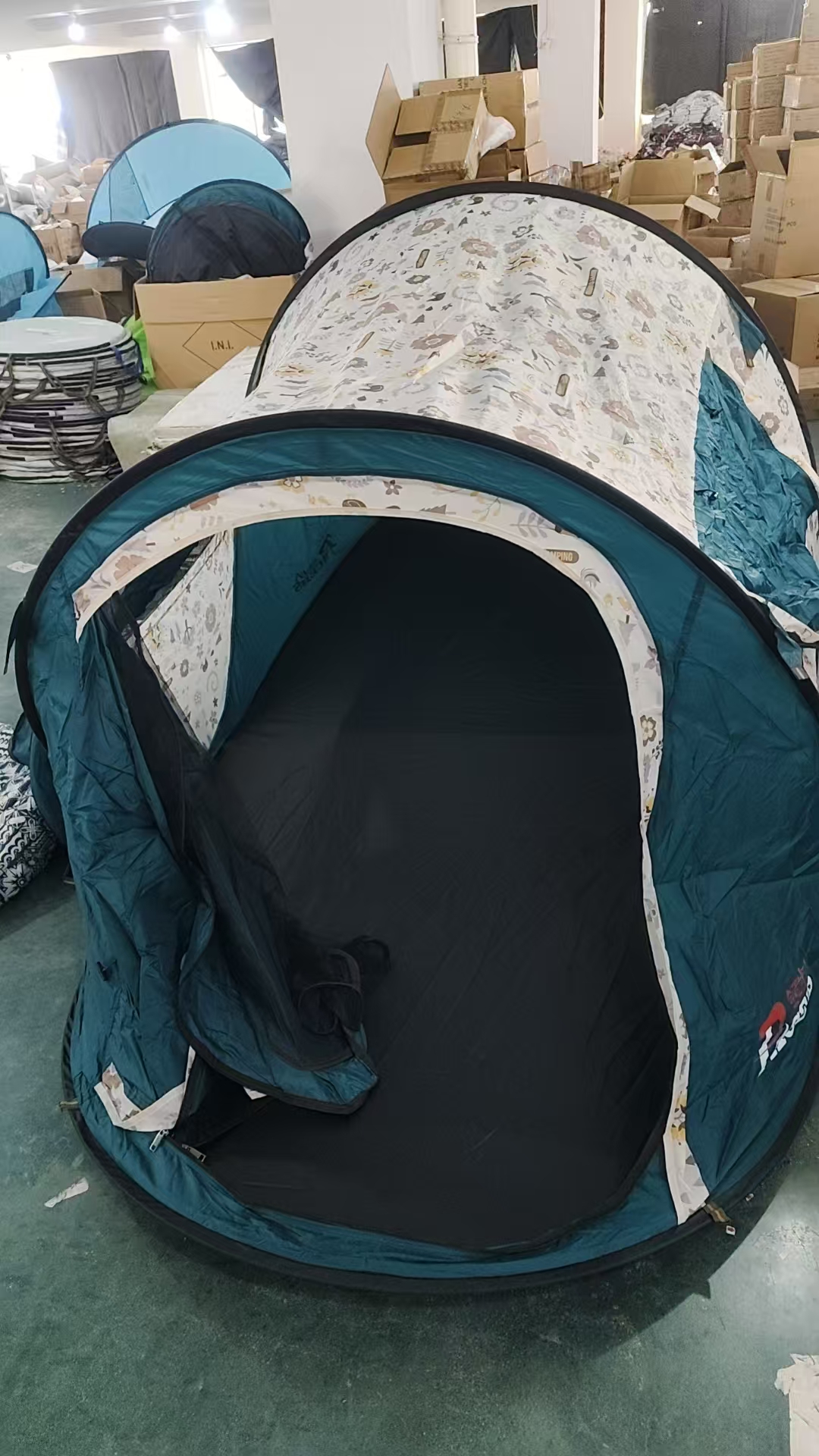 单门双门不分绿色多花纹一秒速快换衣帐篷约150*250*120瑕疵